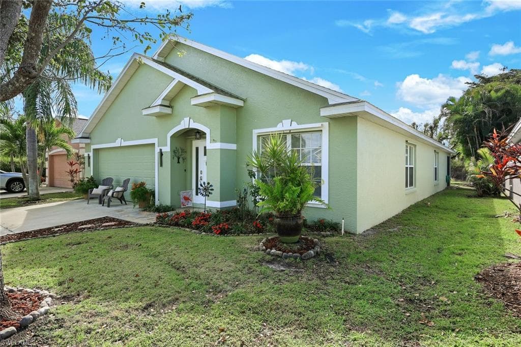 8937 Fawn Ridge DR, FORT MYERS FL 33912-41