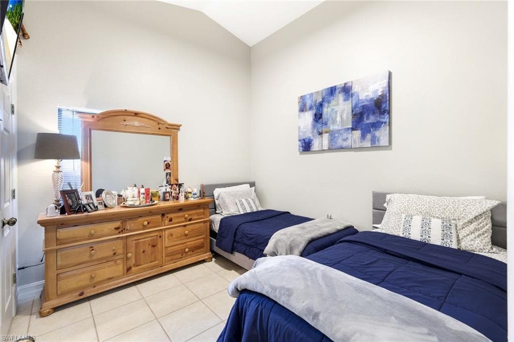 8937 Fawn Ridge DR, FORT MYERS FL 33912-21
