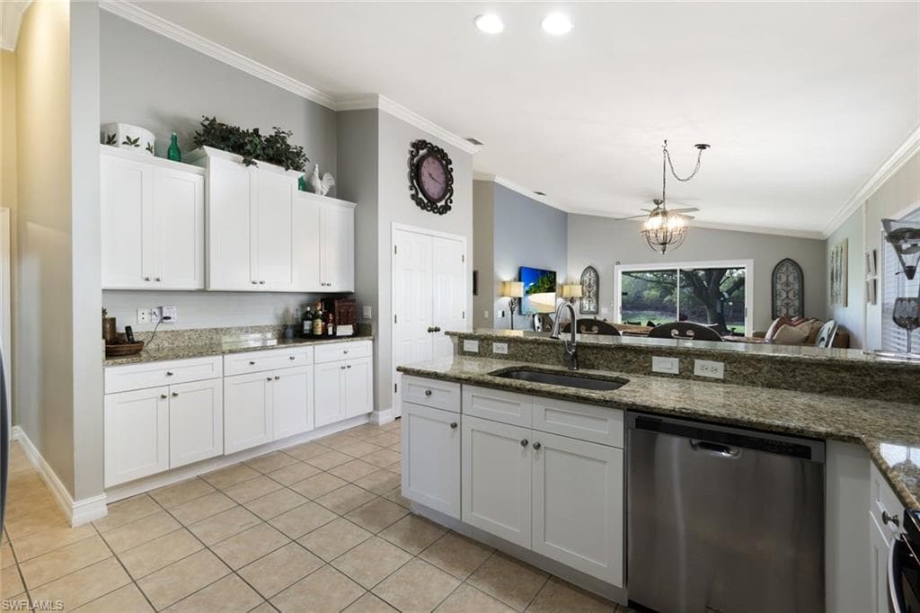 8937 Fawn Ridge DR, FORT MYERS FL 33912-8