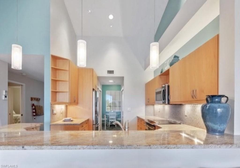 4650 Yacht Harbor DR # 132, NAPLES FL 34112-22