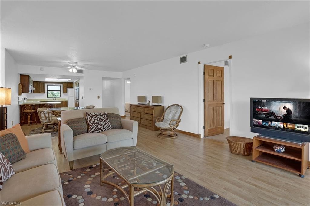 10022 Oxfordshire LN # 206, FORT MYERS FL 33908-19