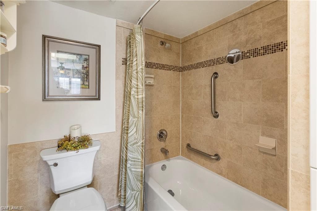 4265 BAY BEACH LN 523-17