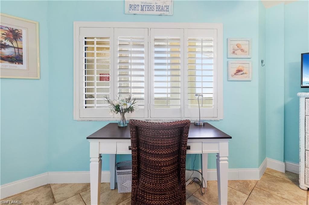 4265 BAY BEACH LN 523-14