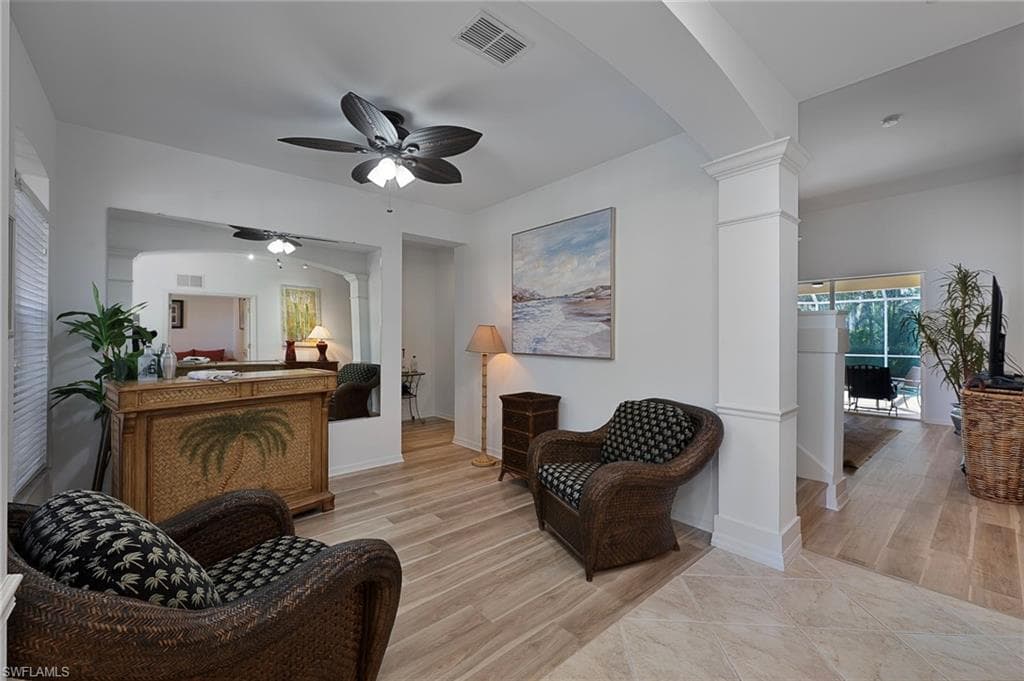 5005 Old Pond DR, NAPLES FL 34104-6