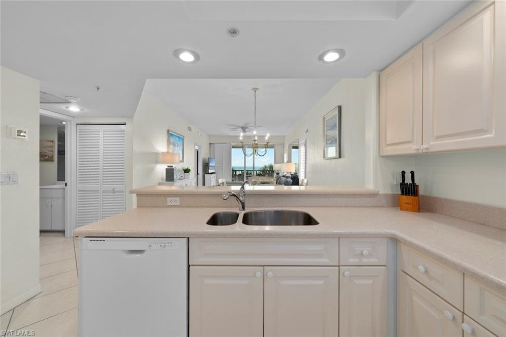 255 Periwinkle WAY # 5B, SANIBEL FL 33957-7