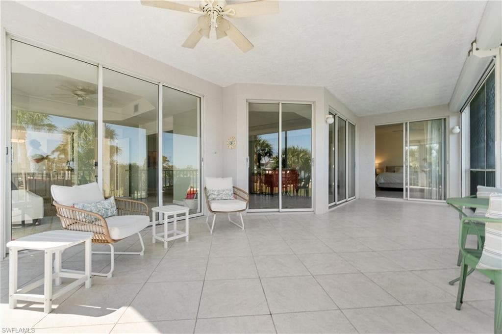 599 Audubon BLVD # 201, NAPLES FL 34110-33