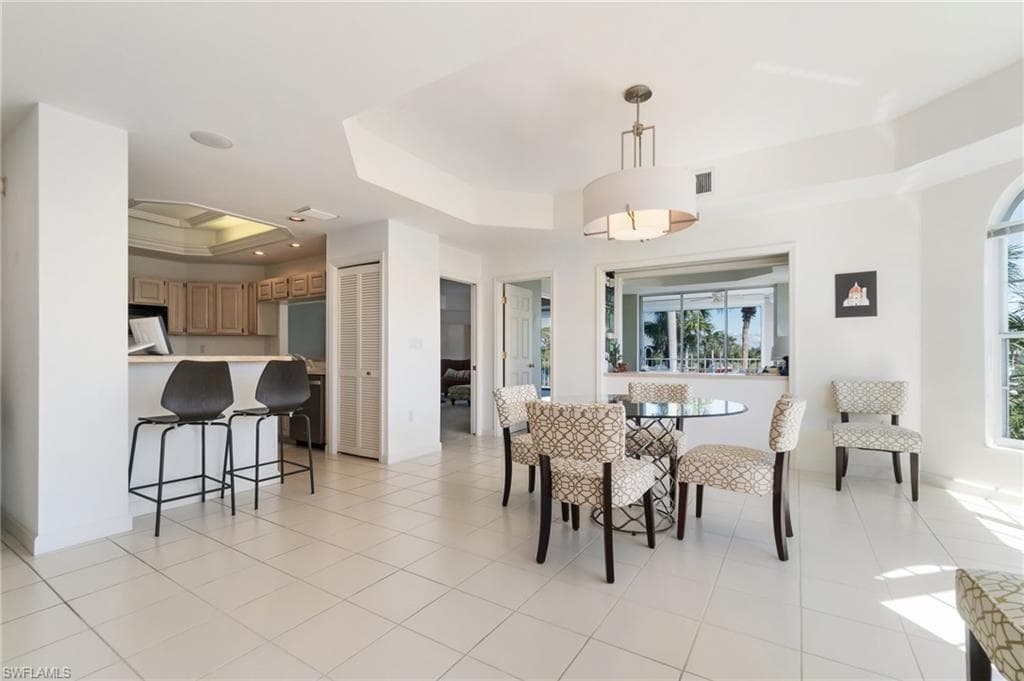 599 Audubon BLVD # 201, NAPLES FL 34110-13