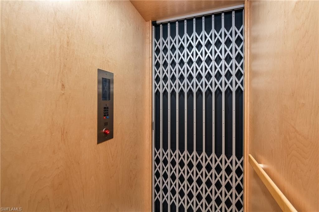 26430 Coco Cay CIR # 202, BONITA SPRINGS FL 34135-6