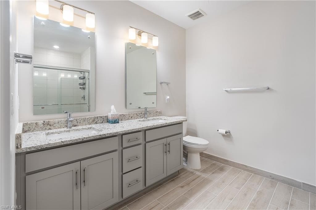 26430 Coco Cay CIR # 202, BONITA SPRINGS FL 34135-9