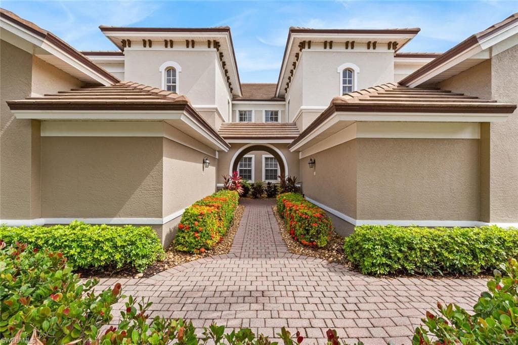 10085 Valiant CT # 201, MIROMAR LAKES FL 33913-22