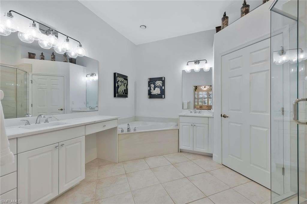 10085 Valiant CT # 201, MIROMAR LAKES FL 33913-11