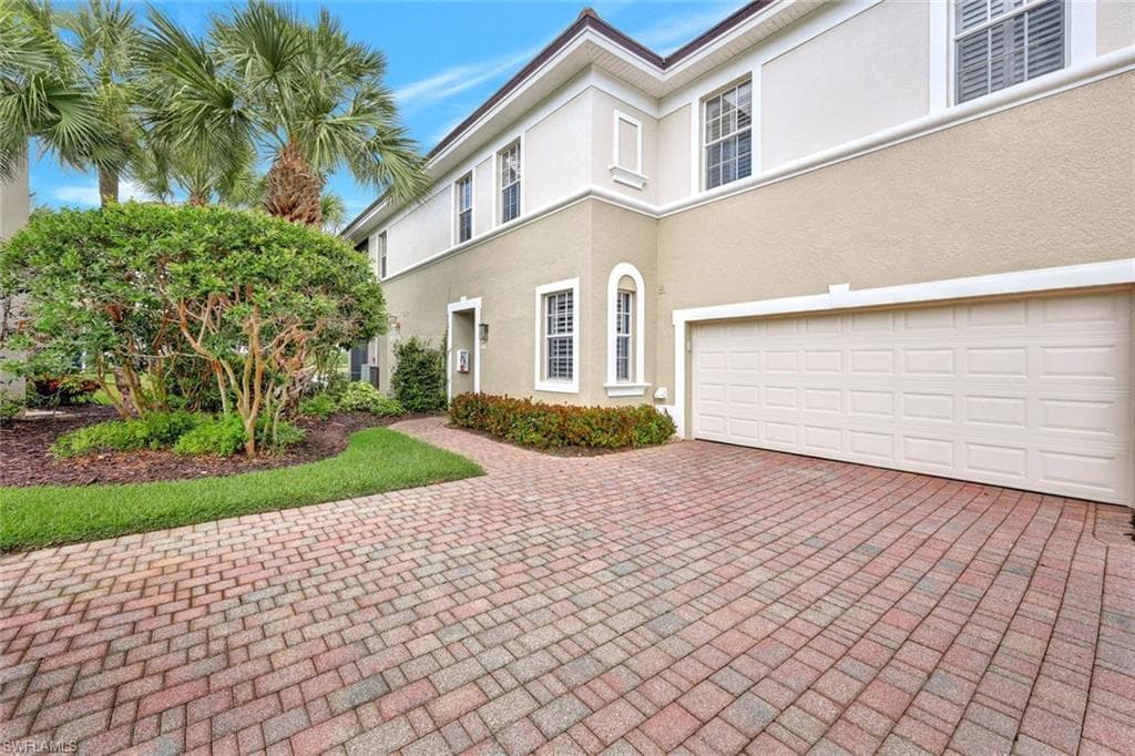 10085 Valiant CT # 201, MIROMAR LAKES FL 33913-35