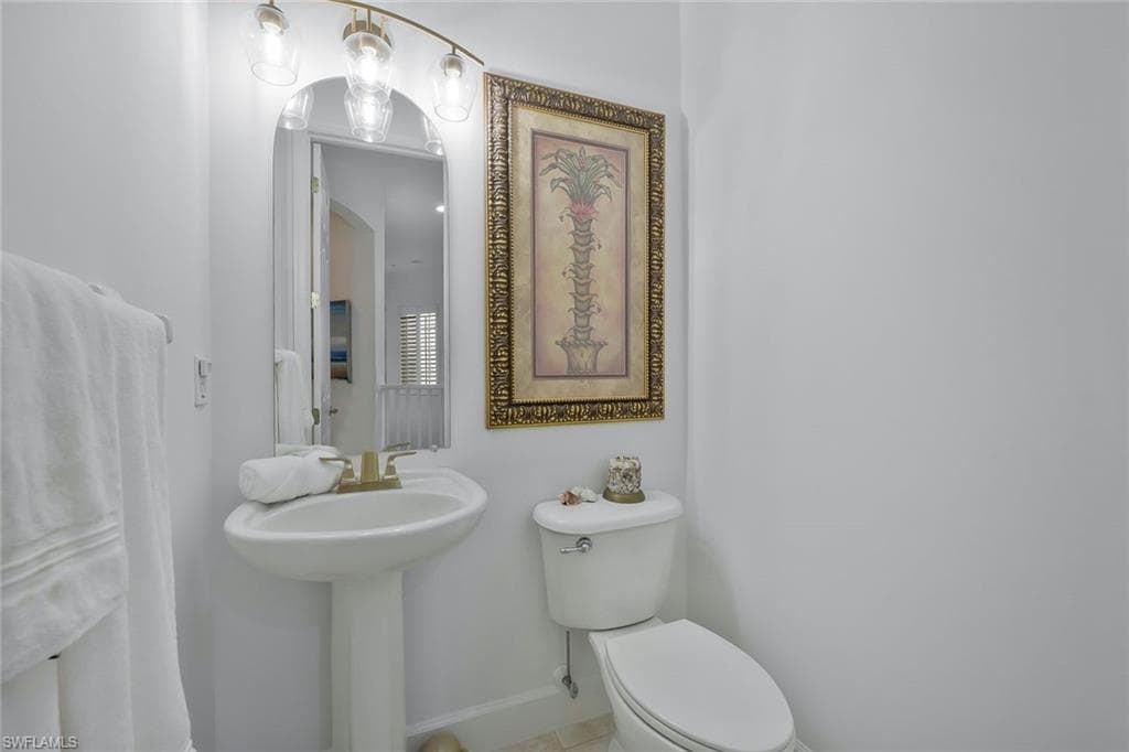 10085 Valiant CT # 201, MIROMAR LAKES FL 33913-17