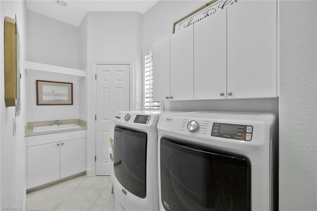 10085 Valiant CT # 201, MIROMAR LAKES FL 33913-18