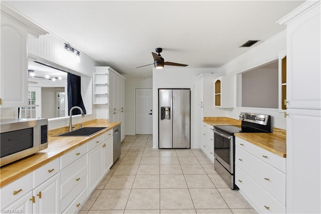 1621 SUNKIST, FORT MYERS FL 33905-12