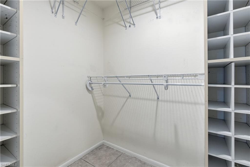 1621 SUNKIST, FORT MYERS FL 33905-18