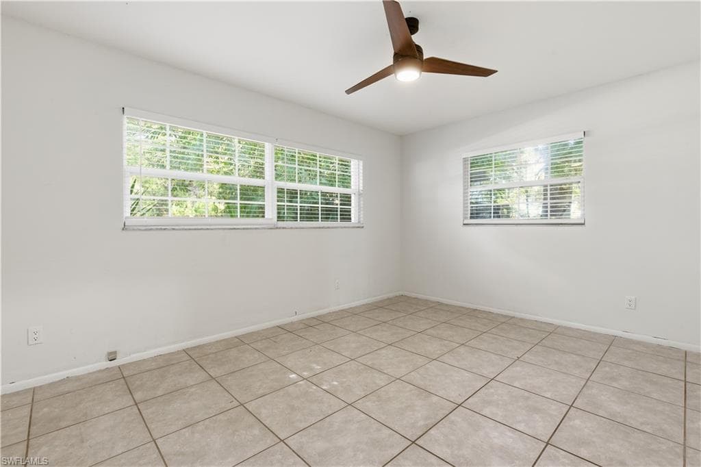 1621 SUNKIST, FORT MYERS FL 33905-20