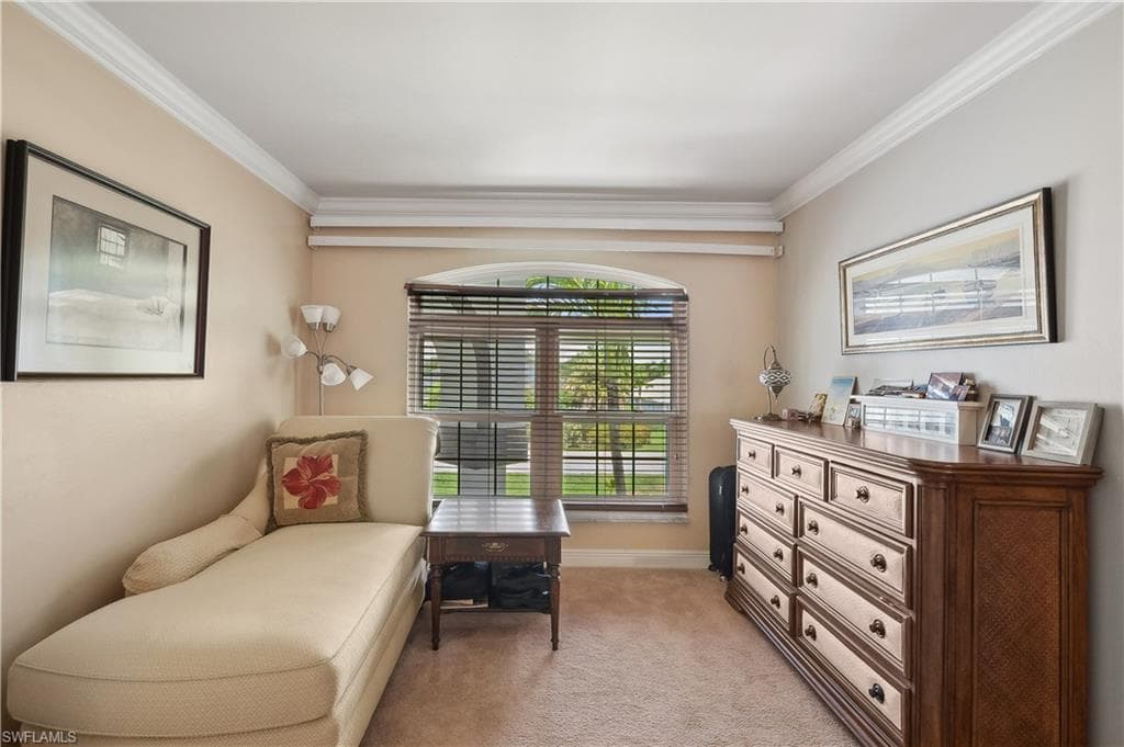 4897 Berkeley DR, NAPLES FL 34112-15