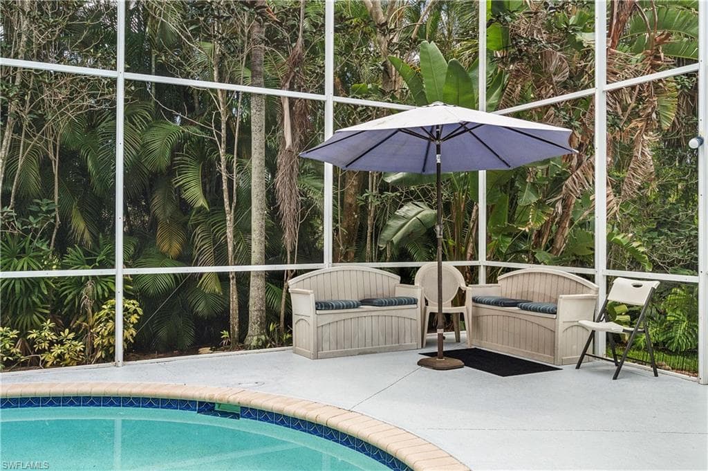 4897 Berkeley DR, NAPLES FL 34112-31