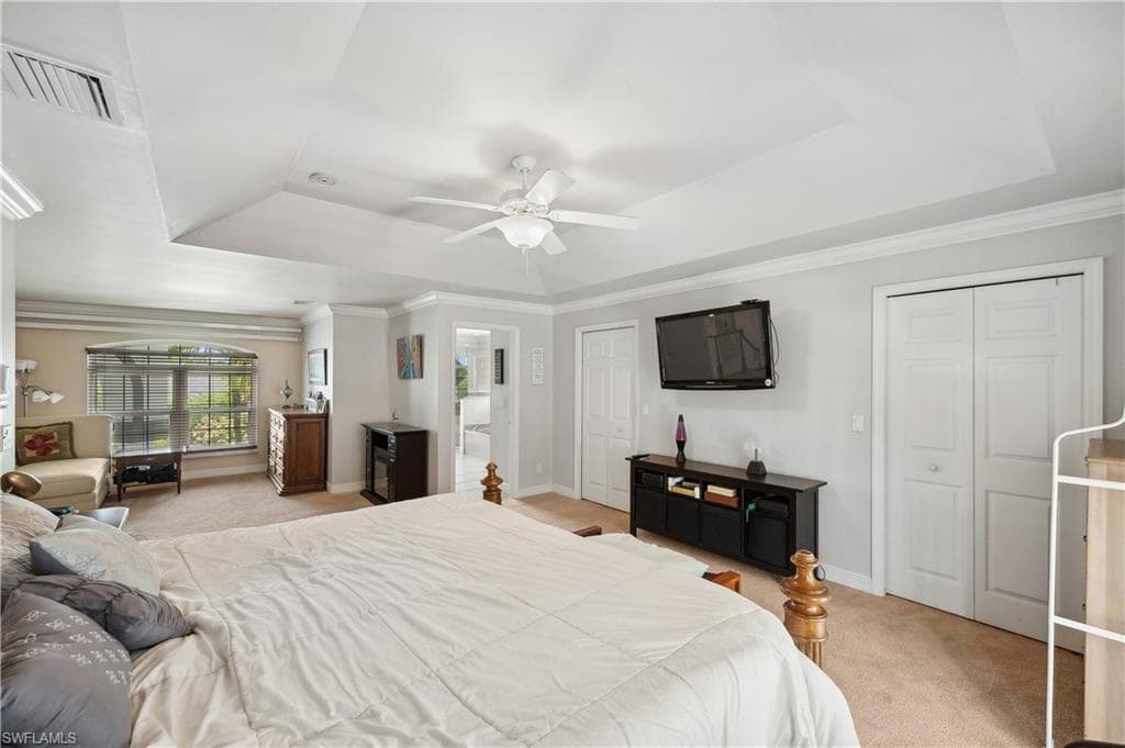 4897 Berkeley DR, NAPLES FL 34112-17