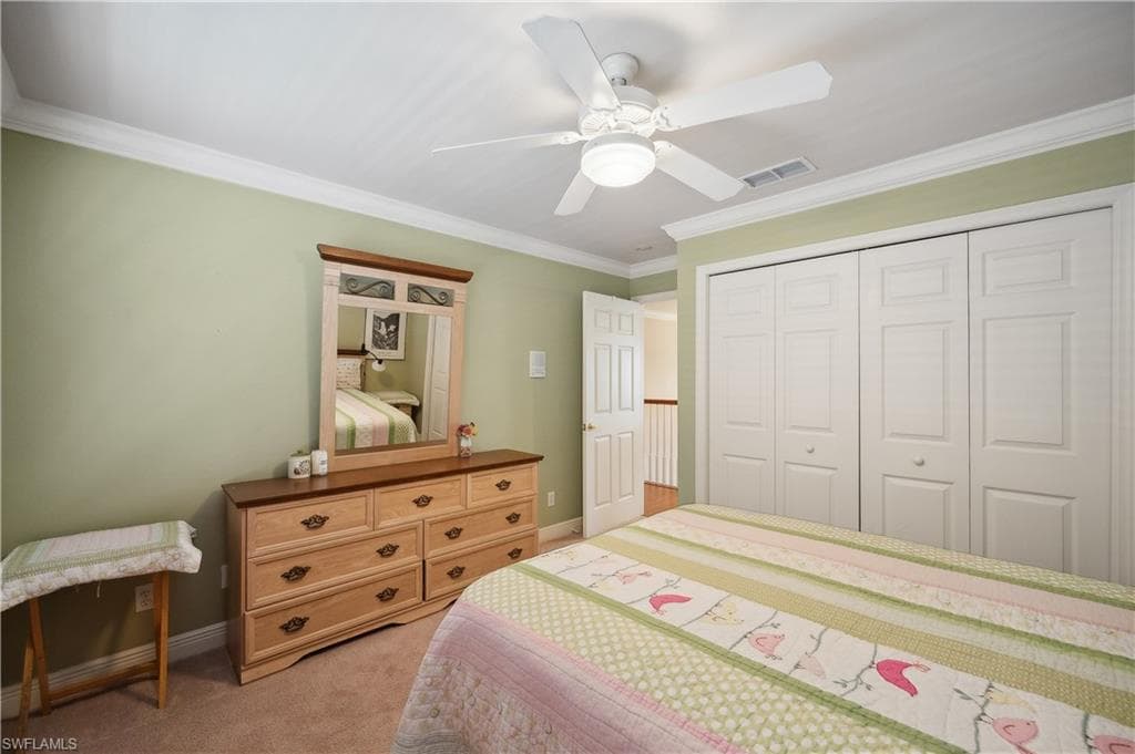 4897 Berkeley DR, NAPLES FL 34112-30