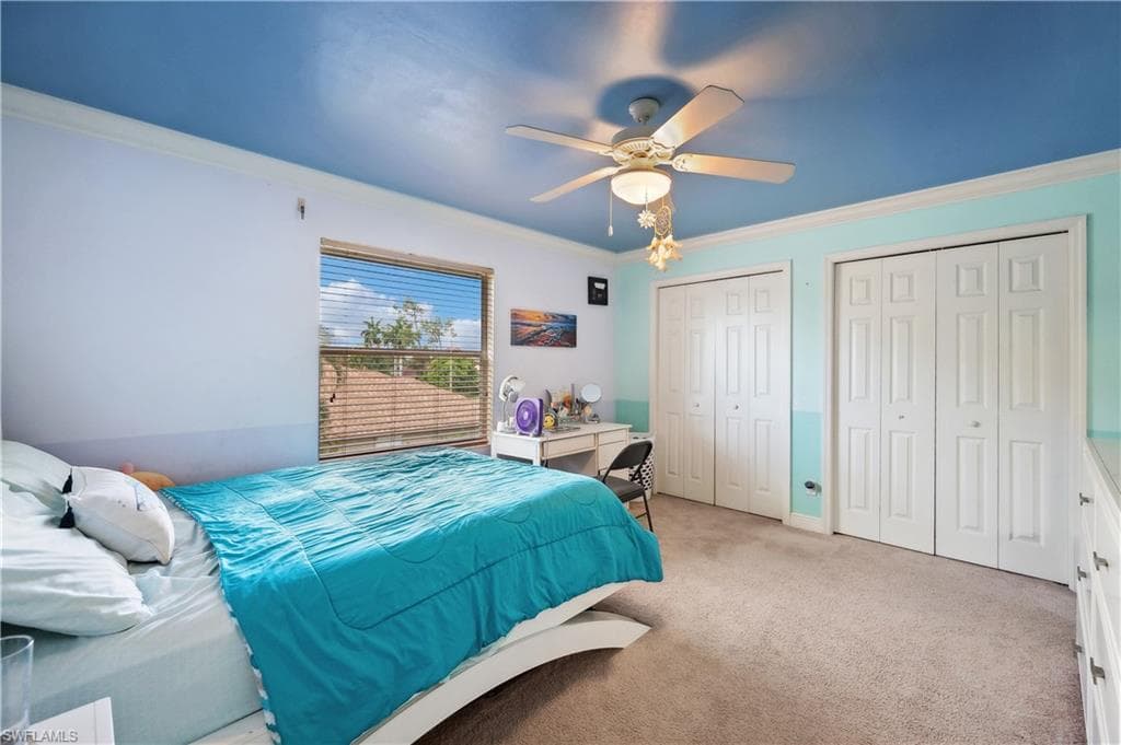 4897 Berkeley DR, NAPLES FL 34112-24