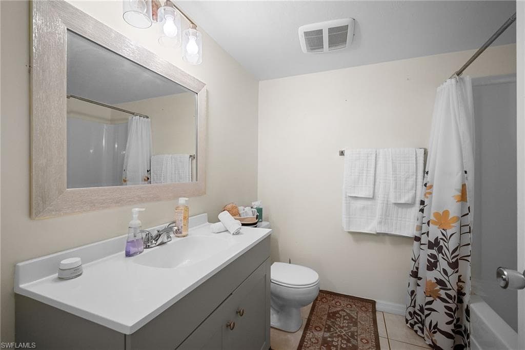 144 Cypress WAY E 707-5