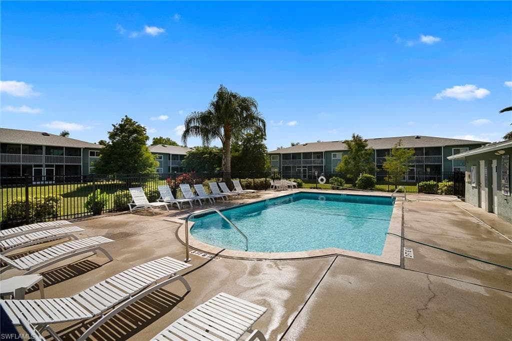 144 Cypress WAY E 707-19