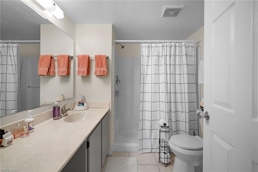 144 Cypress WAY E 707-7