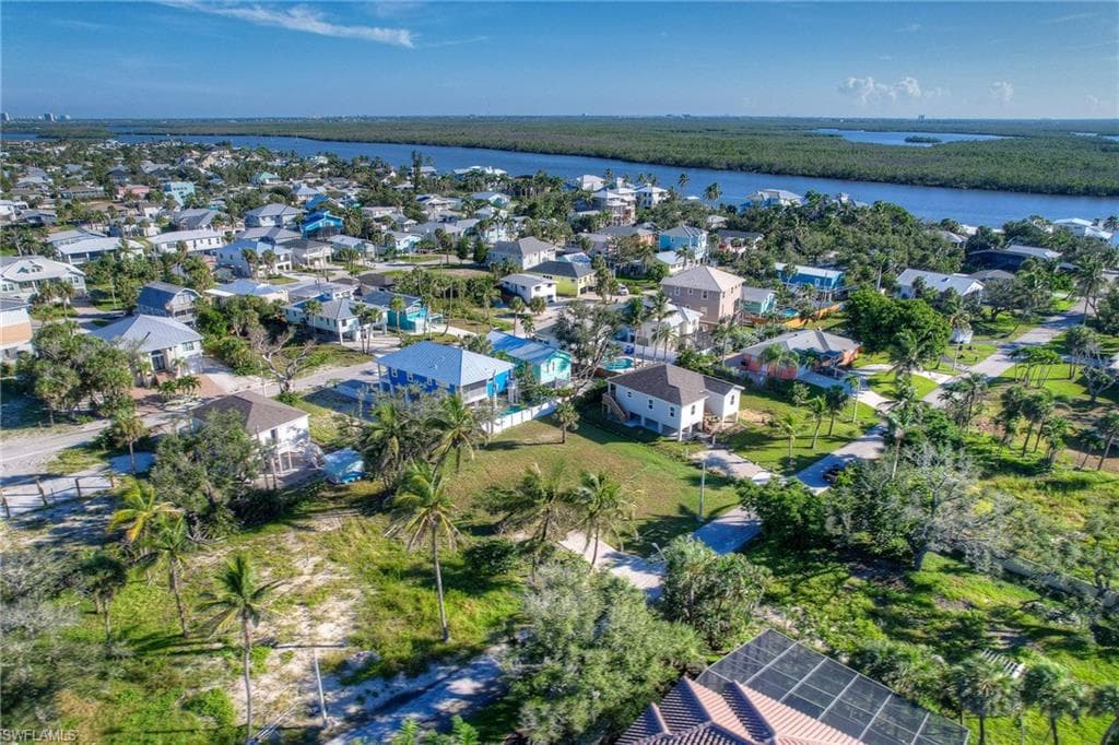 119 Sabal DR, FORT MYERS BEACH FL 33931-48