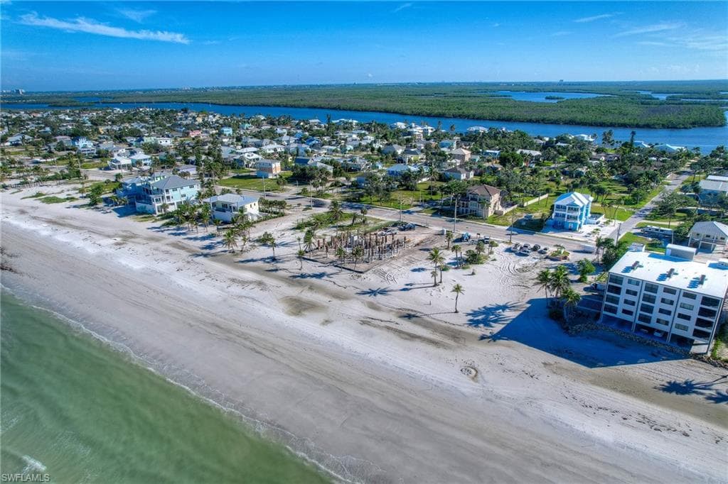 119 Sabal DR, FORT MYERS BEACH FL 33931-32