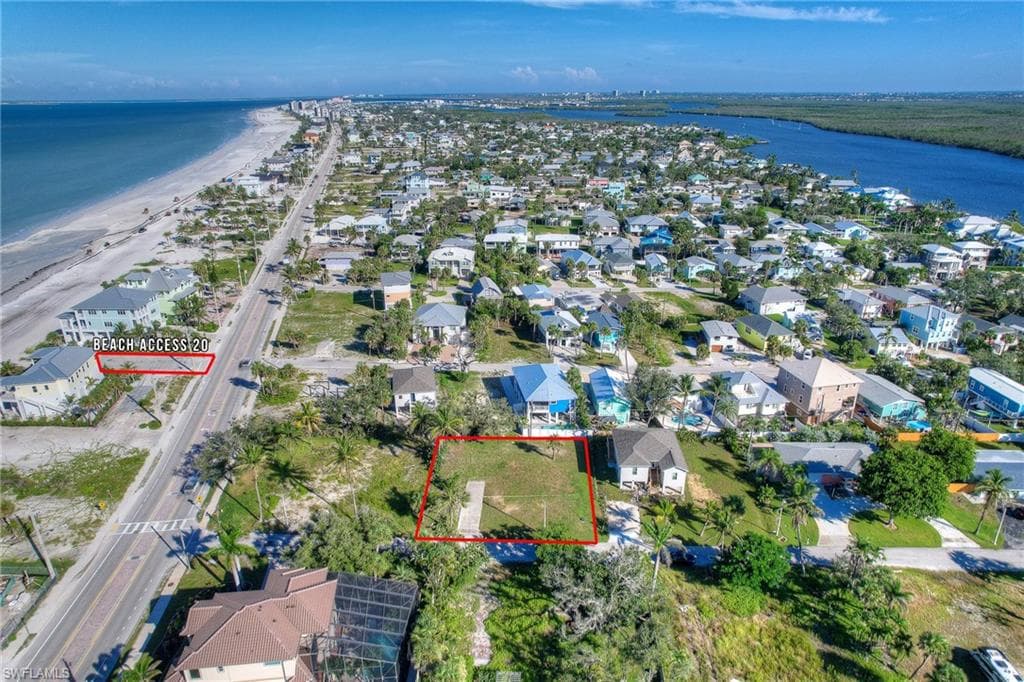 119 Sabal DR, FORT MYERS BEACH FL 33931-3