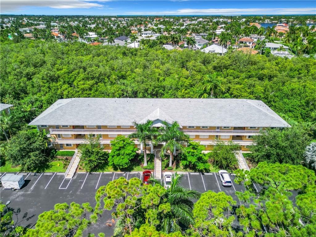 3001 Sandpiper Bay CIR # B202, NAPLES FL 34112-31