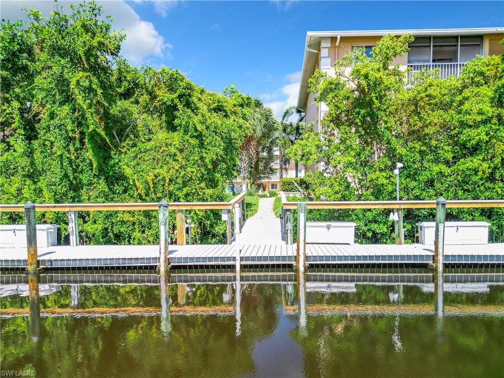 3001 Sandpiper Bay CIR # B202, NAPLES FL 34112-32