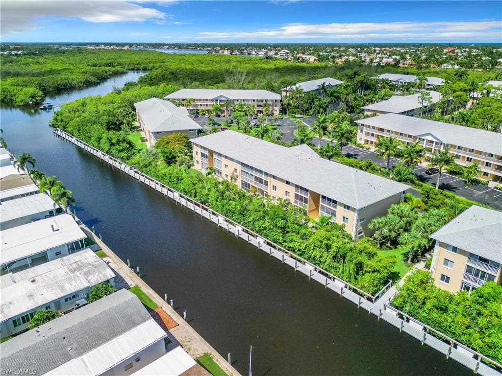 3001 Sandpiper Bay CIR # B202, NAPLES FL 34112-30
