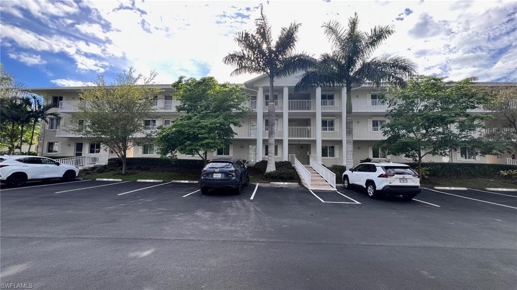 3001 Sandpiper Bay CIR # B202, NAPLES FL 34112-20