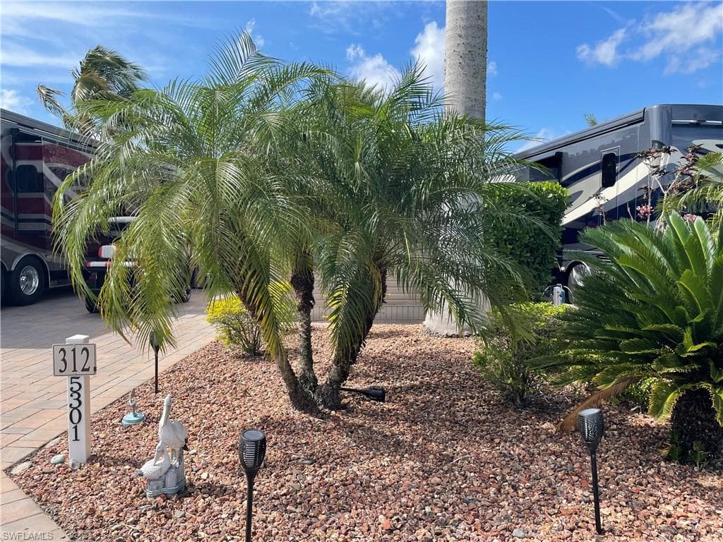 5301 Cypress Trail Resort CIR, FORT MYERS FL 33905-11