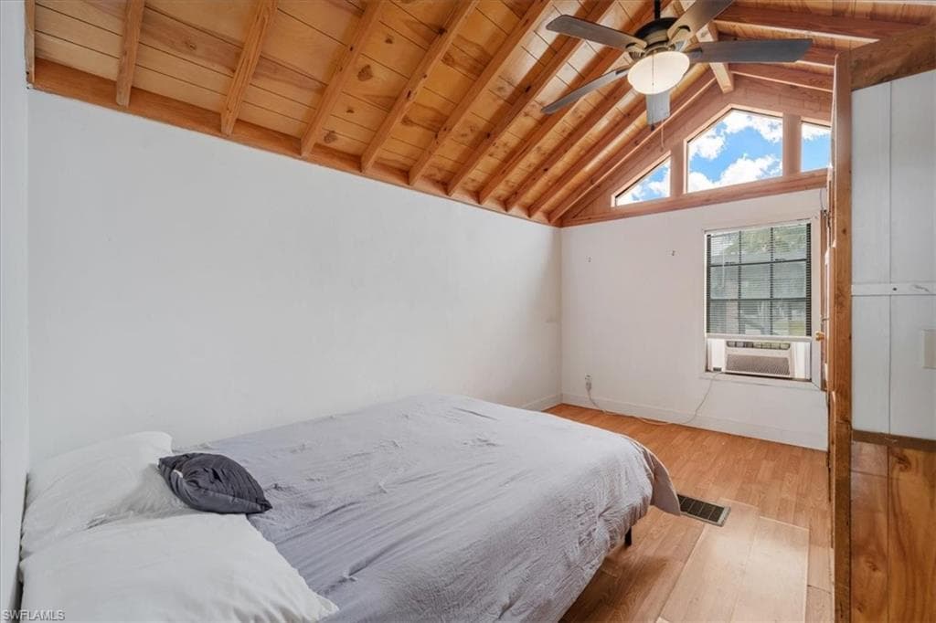 825 Copeland AVE S # 5, EVERGLADES CITY FL 34139-11