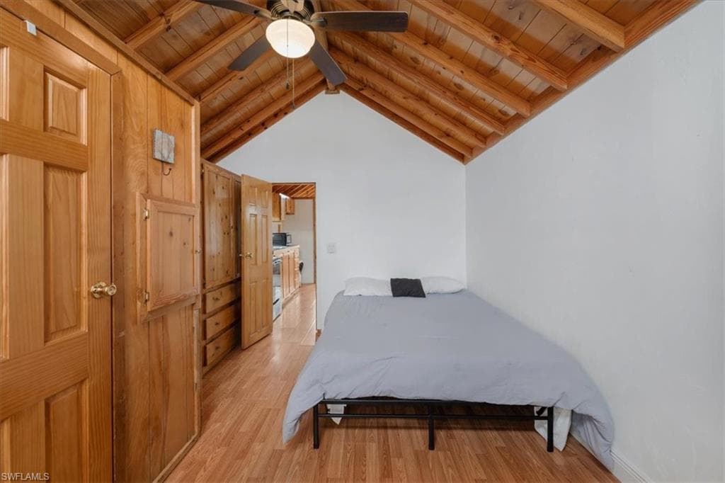 825 Copeland AVE S # 5, EVERGLADES CITY FL 34139-14