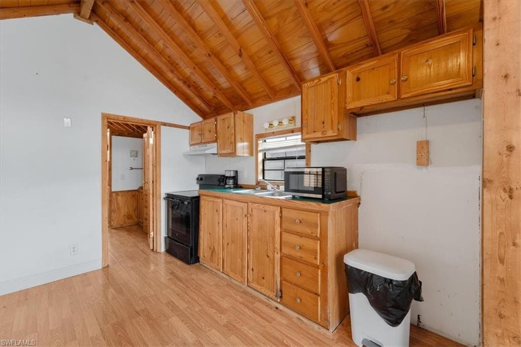 825 Copeland AVE S # 5, EVERGLADES CITY FL 34139-10