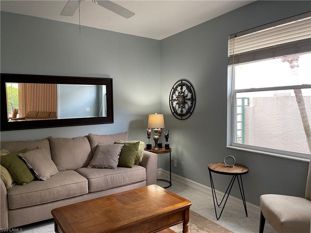 5950 Almaden DR, NAPLES FL 34119-16