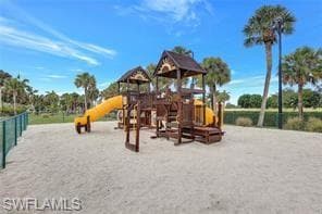 124 SANTA CLARA DR # 15, NAPLES FL 34104-35