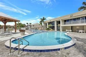 124 SANTA CLARA DR # 15, NAPLES FL 34104-33