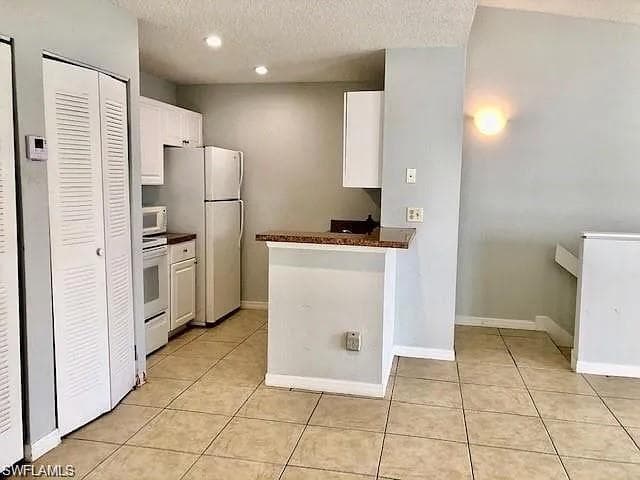 124 SANTA CLARA DR # 15, NAPLES FL 34104-17