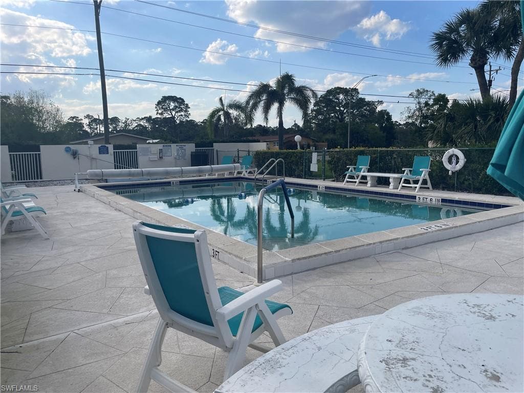 646 Joel BLVD, LEHIGH ACRES FL 33936-2