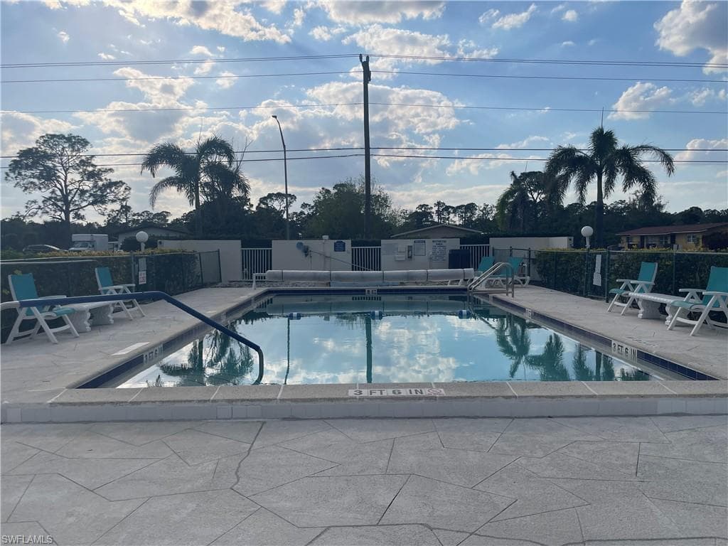 646 Joel BLVD, LEHIGH ACRES FL 33936-23