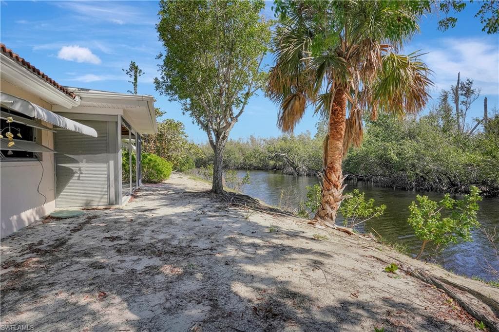 1812 Ibis LN, SANIBEL FL 33957-22