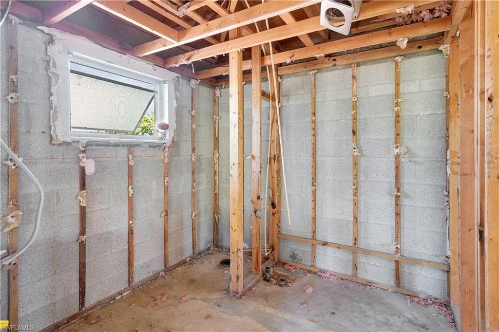 1812 Ibis LN, SANIBEL FL 33957-11