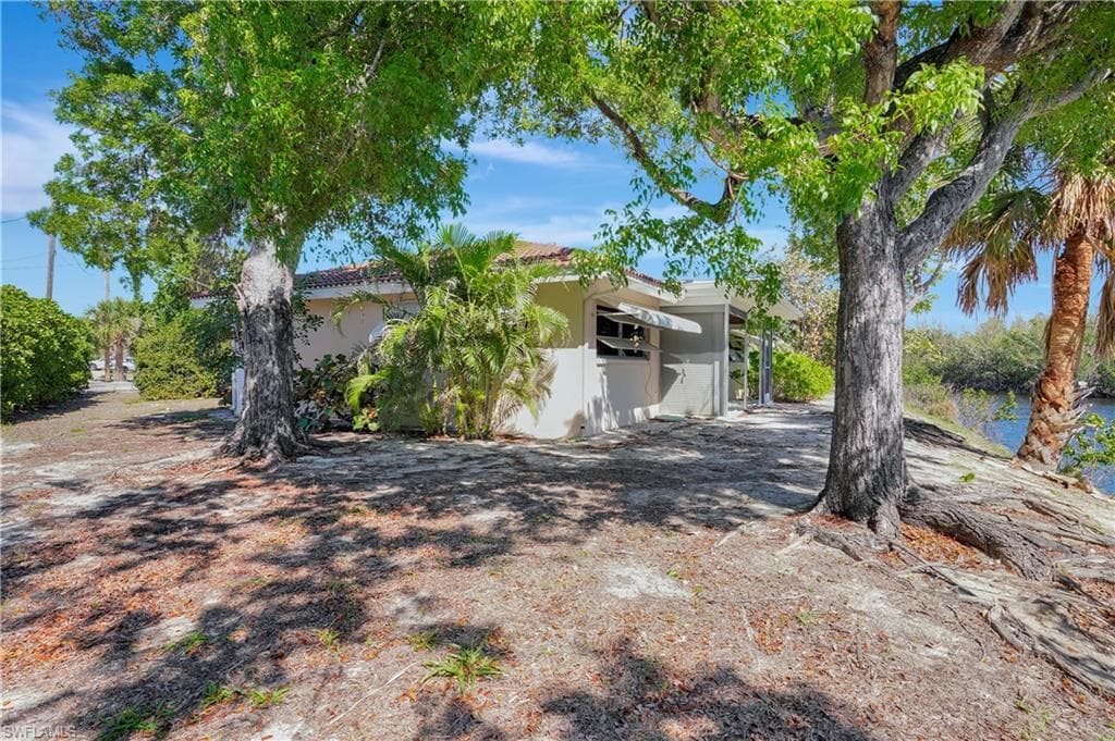 1812 Ibis LN, SANIBEL FL 33957-21