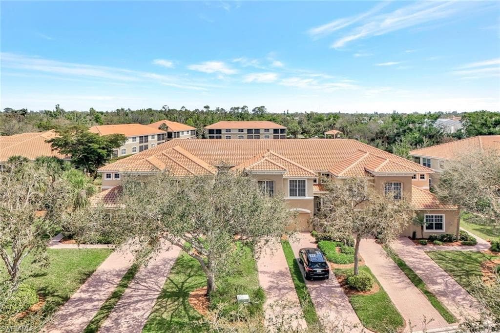 18911 Bay Woods Lake DR # 101, FORT MYERS FL 33908-36